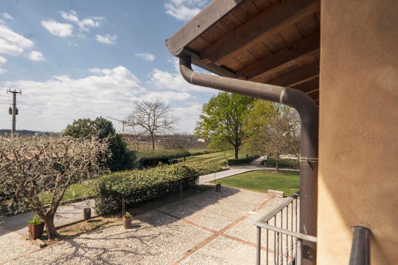 Fenil Conter Cottage & Suite Pozzolengo Bagian luar foto